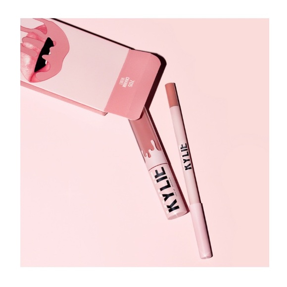 KYLIE COSMETICS Velvet Lip Kit in Color Charm (705) w/3 piece Bag Set 🆕 - Picture 6 of 11